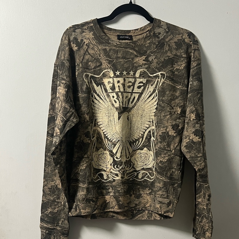 NWOTFree Bird Graphic long sleeve tee